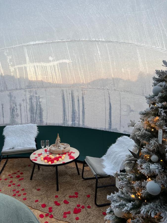 ホテル Bulle Time Flies - Logement Insolite ブイヨン エクステリア 写真